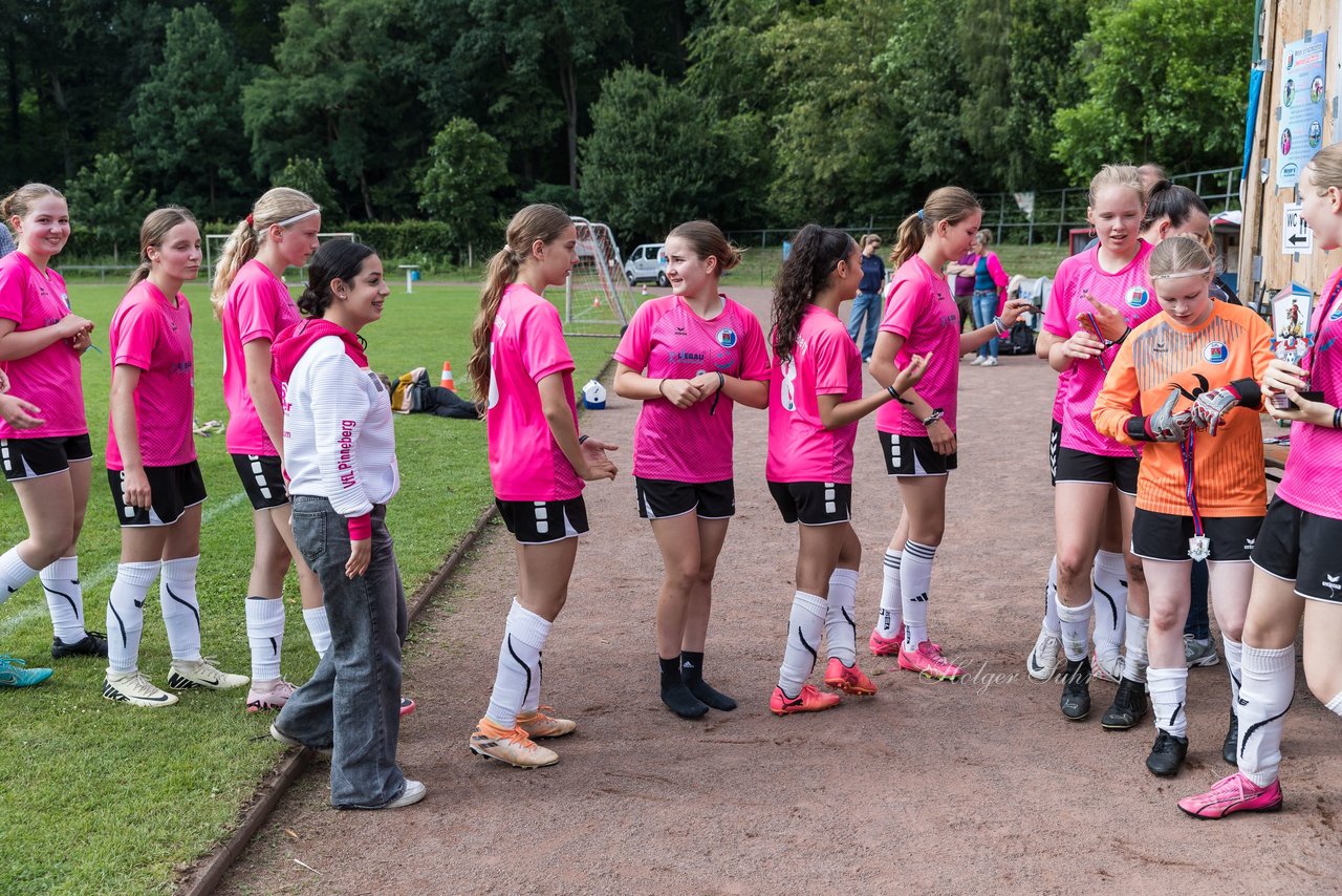 Bild 78 - Loewinnen Cup